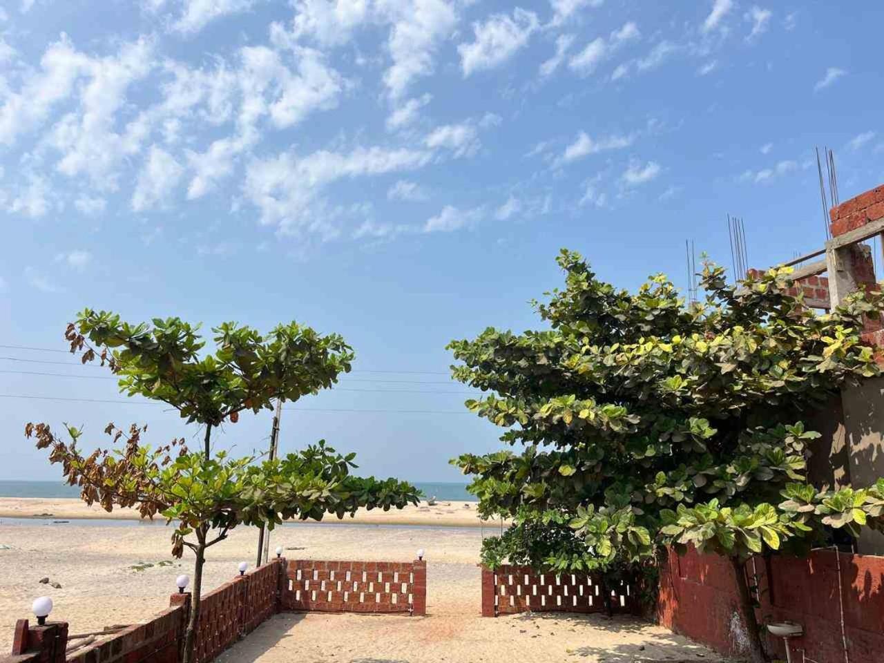 Klub Khavana- The Exclusive Beachfront Resort Vengurla Exterior foto